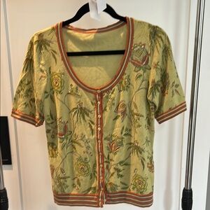 Green Buttoned Cardigan Blouse